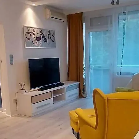 Kislakas Buda Sziveben * بودابست